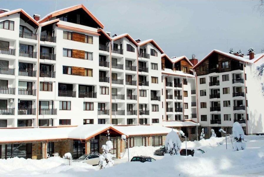 Apartment E23 Borovets Gardens Buitenkant foto