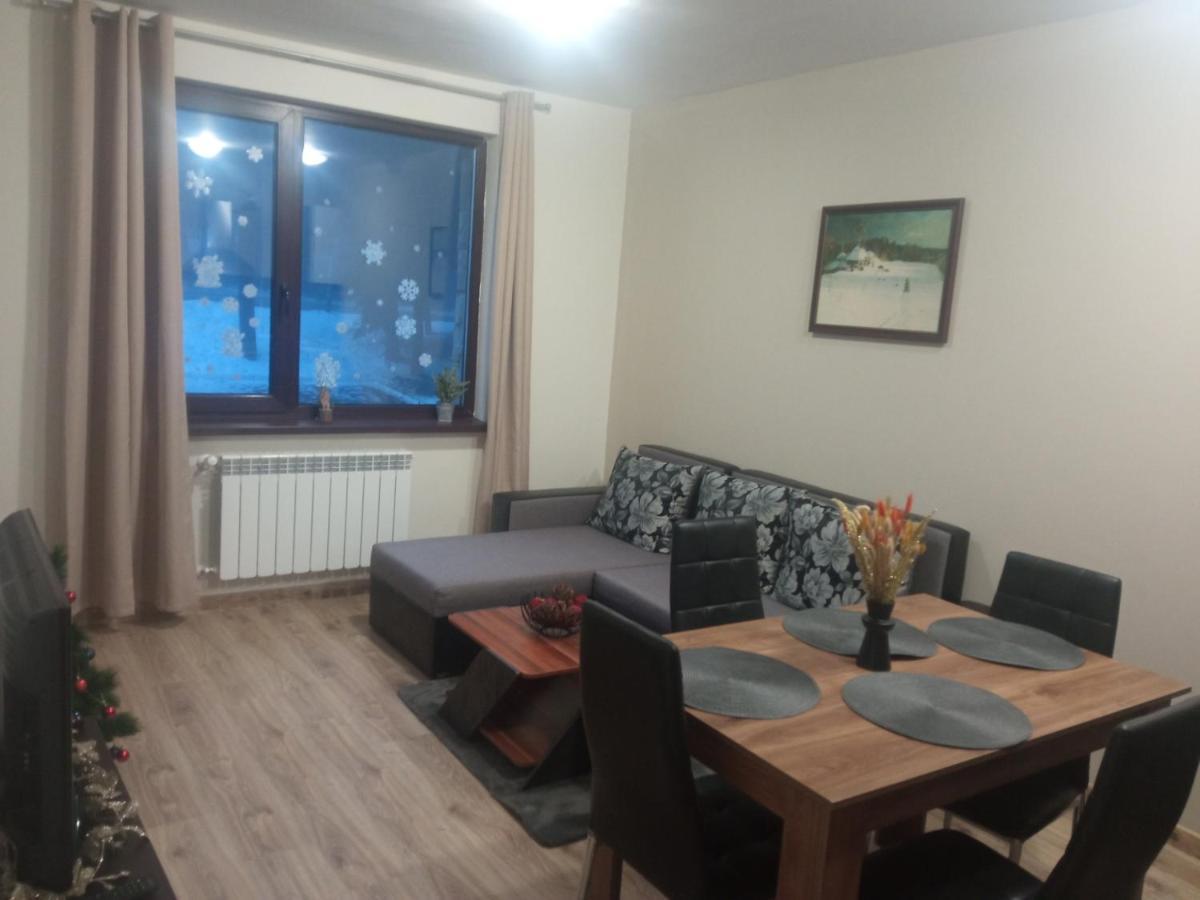 Apartment E23 Borovets Gardens Buitenkant foto
